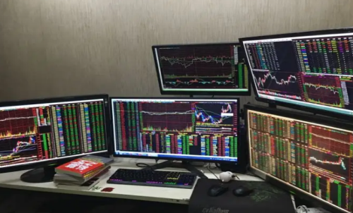 新手做期貨對(duì)電腦有要求嗎？期貨軟